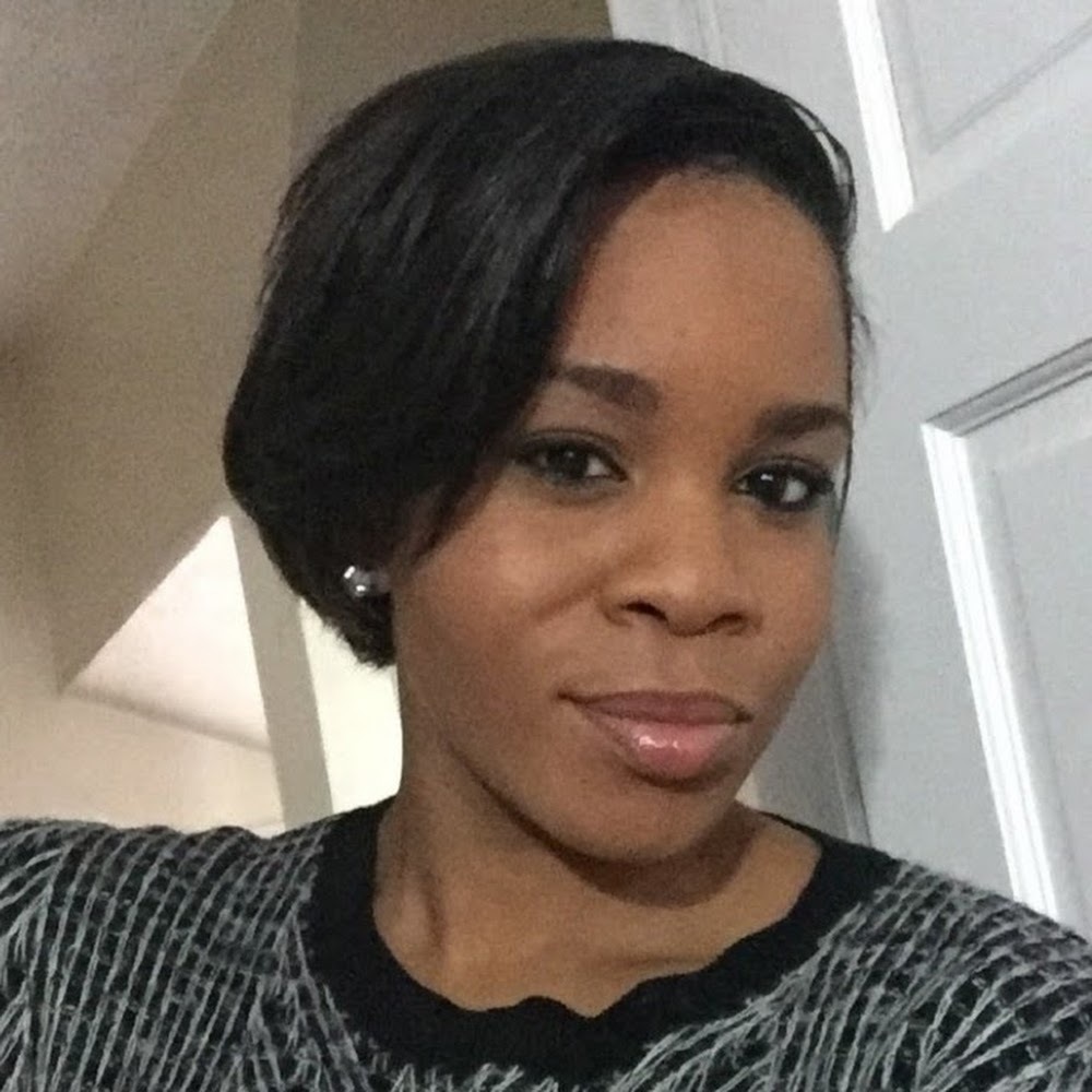 Meet your Posher, Alexandra